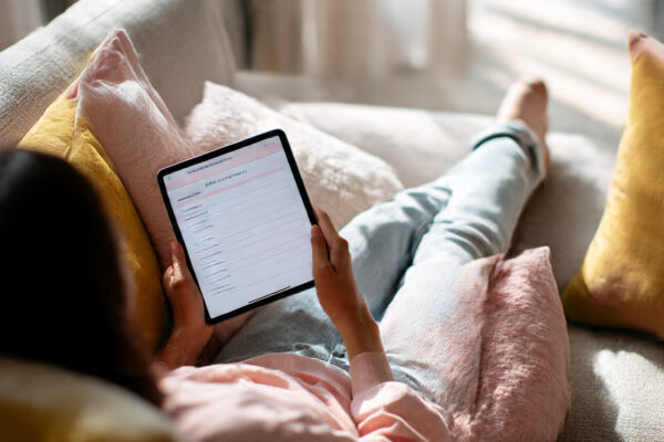 a_35_year_old_woman_with_a